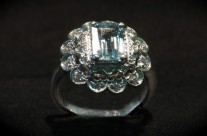 Anello acqua marina e brillanti
