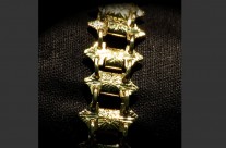 bracciale oro giallo con maglie incise