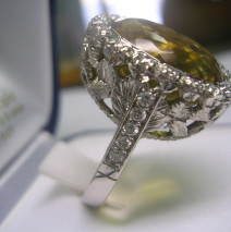 Anello oro, diamanti e acqua marina verde