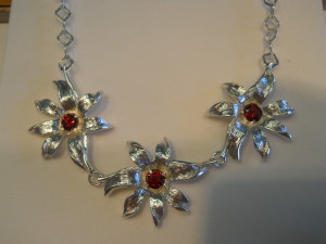 Collana argento fiori e tormaline